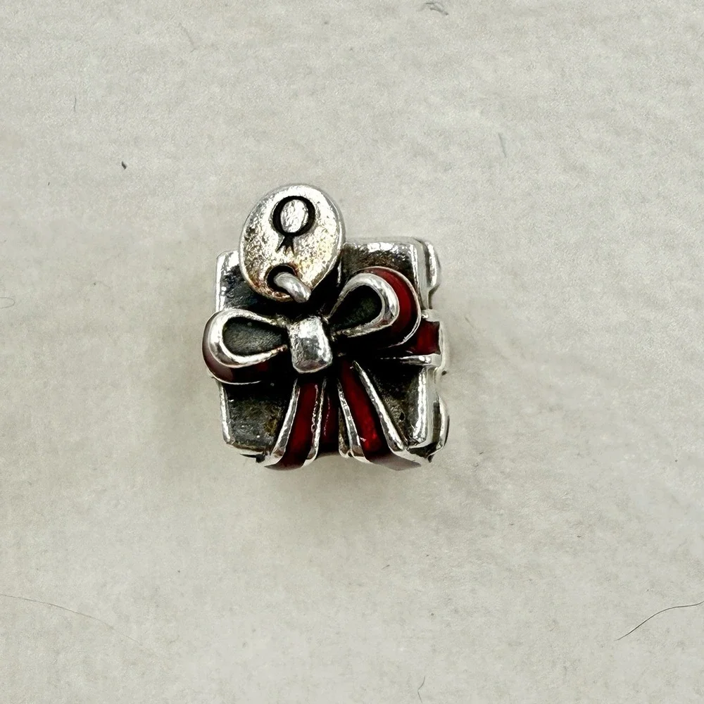 Pandora Red Gift Present Bead Charm in Sterling Silver .925 Christmas Holiday - Picture 7 of 7